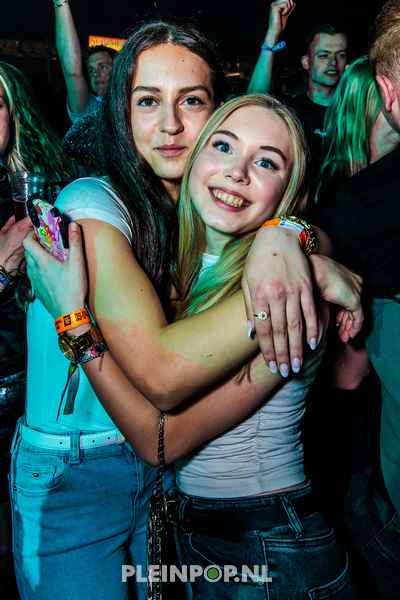 Publiek Bewerkt    (96)